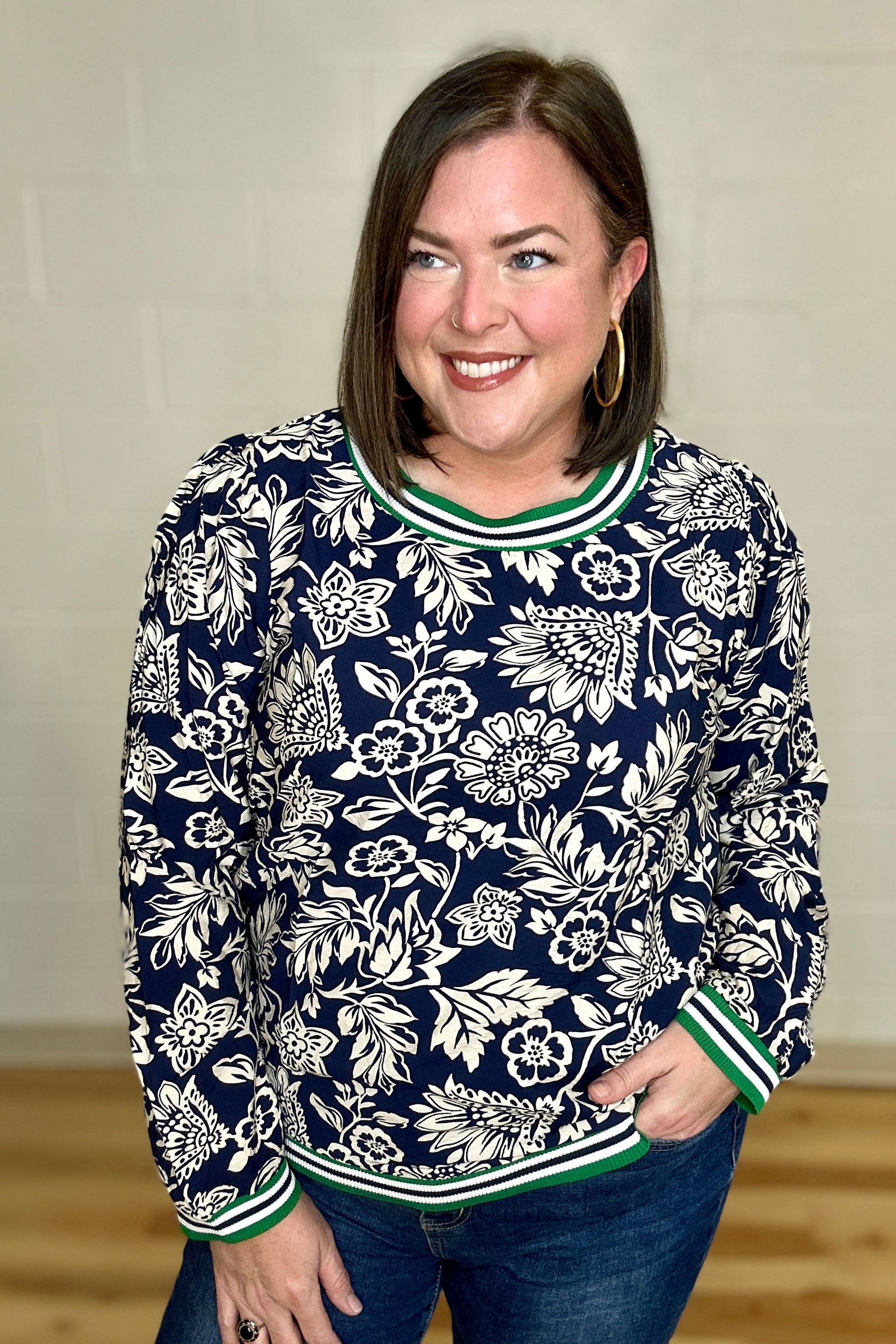 APPAREL – Moxie Shop